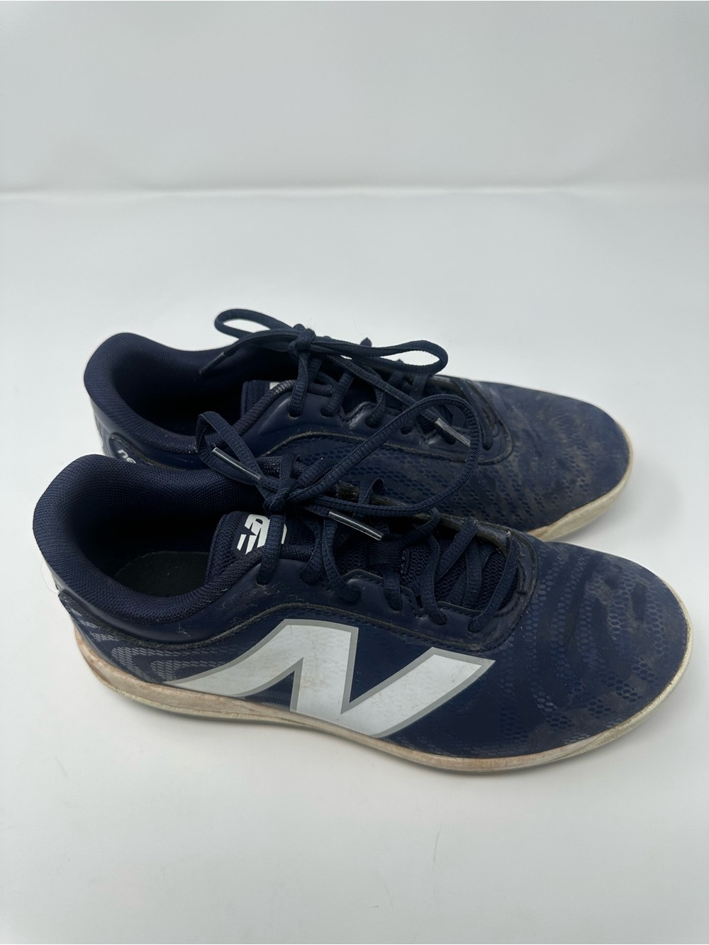New Balance Boys  Navy Athletic Lace-Up Baseball cleats- size 6.5